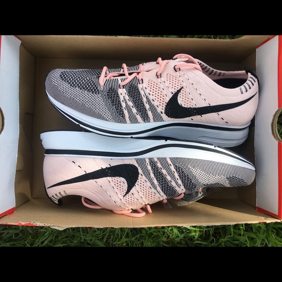 nike flyknit trainer sunset tint